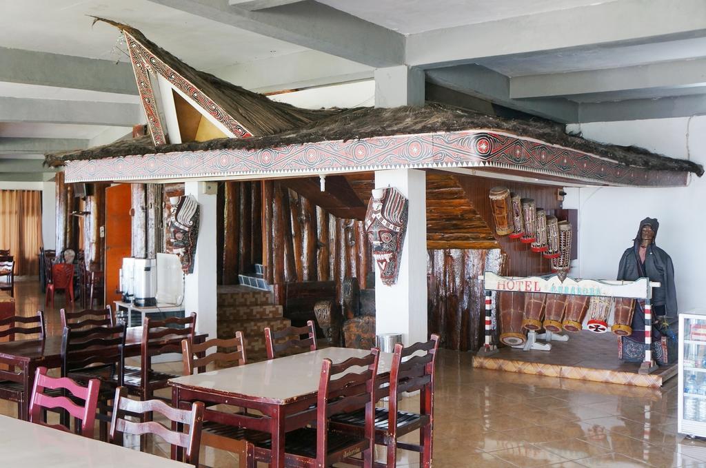 טוק טוק Ambaroba Resort Hotel מראה חיצוני תמונה